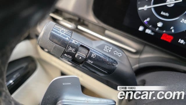 Kia Carnival 2021 — Photo 11/30