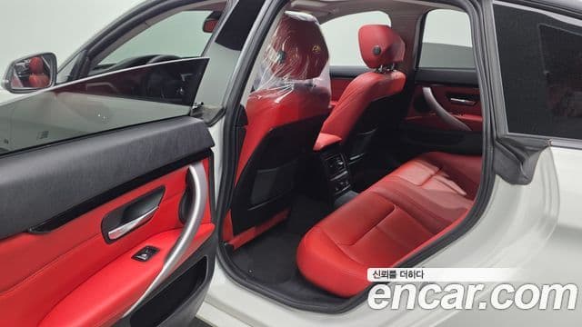 BMW 4 Series 2020 — Şəkil 12/20