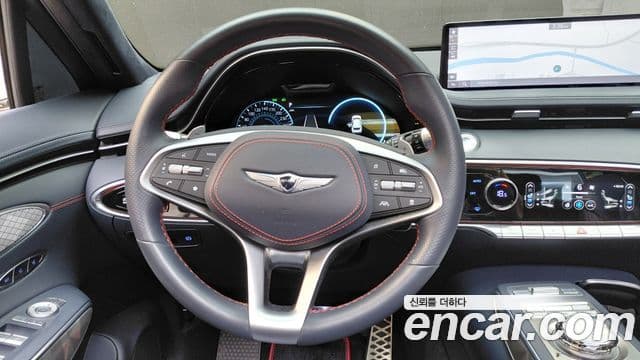 Genesis GV70 2023 — ფოტო 13/20