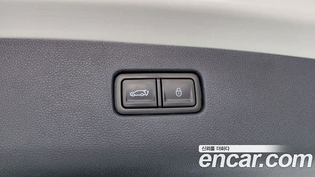 Genesis GV70 2023 — Şəkil 23/32