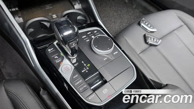 BMW 3 Series 2020 — Şəkil 9/20