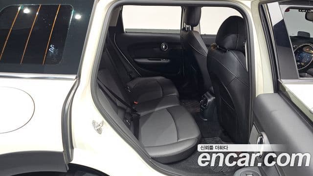 Mini Cooper S Clubman 2021 — Şəkil 12/20