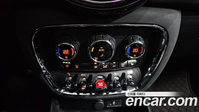Mini Cooper S Clubman 2021 — Şəkil 17/20