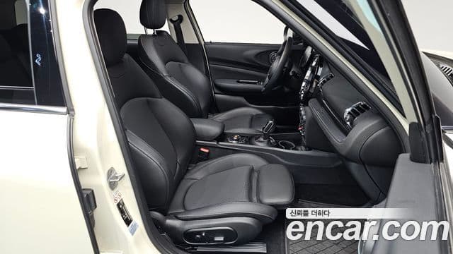 Mini Cooper S Clubman 2021 — Photo 24/36