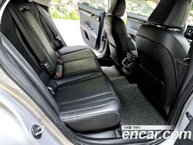 Hyundai Grandeur 2023 — Şəkil 13/20