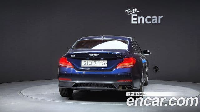 Genesis G70 2018 — ფოტო 4/20