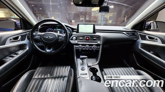 Genesis G70 2018 — ფოტო 7/20