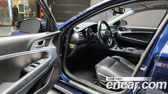 Genesis G70 2018 — ფოტო 10/20