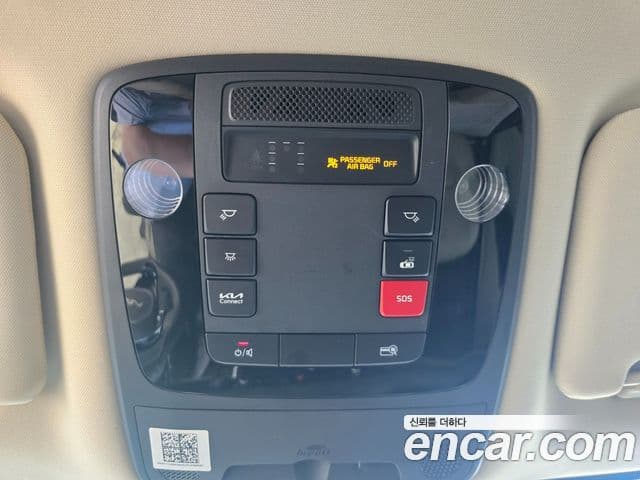 Kia Carnival 2022 — ფოტო 12/19