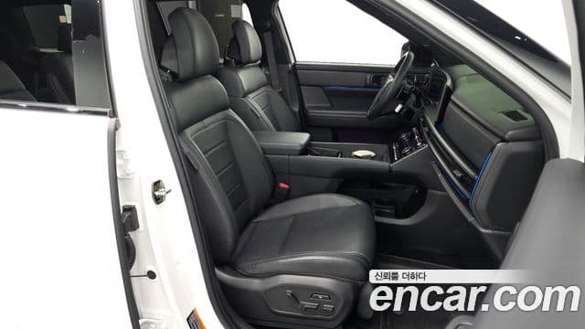 Hyundai Santa Fe 2023 — Şəkil 10/20