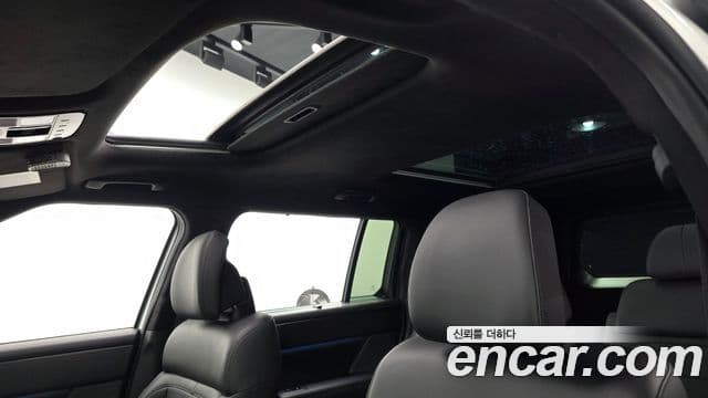 Hyundai Santa Fe 2023 — Şəkil 17/20