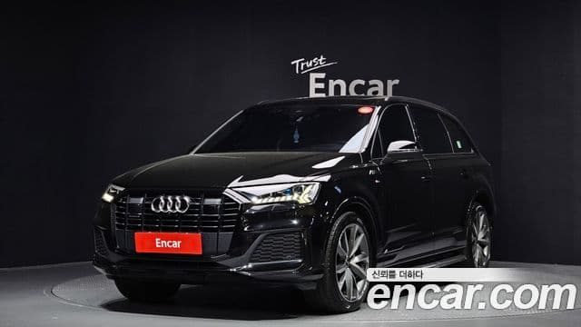 Audi Q7 2023 — ფოტო 1/20