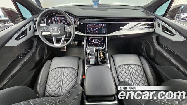 Audi Q7 2023 — ფოტო 7/20