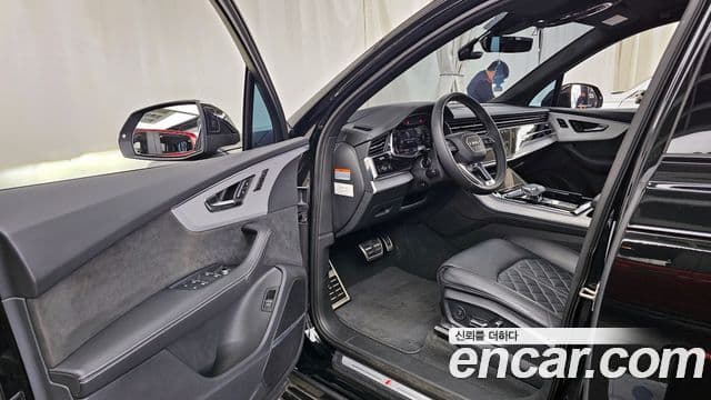 Audi Q7 2023 — ფოტო 10/20