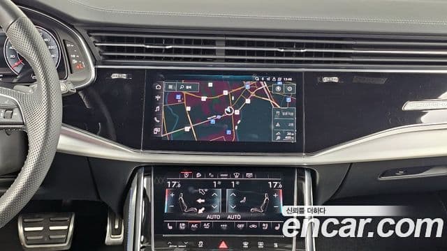 Audi Q7 2023 — ფოტო 14/20