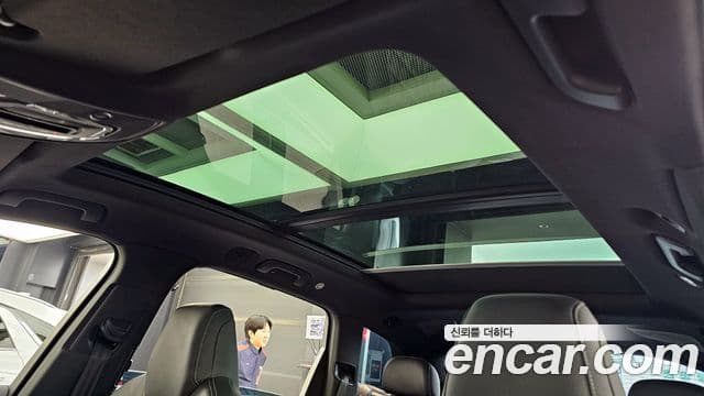 Audi Q7 2023 — Şəkil 18/20