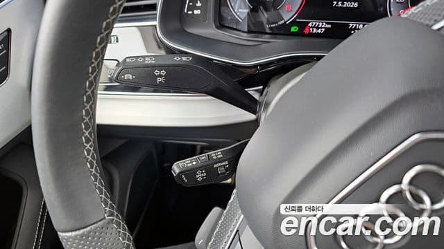 Audi Q7 2023 — Photo 29/35