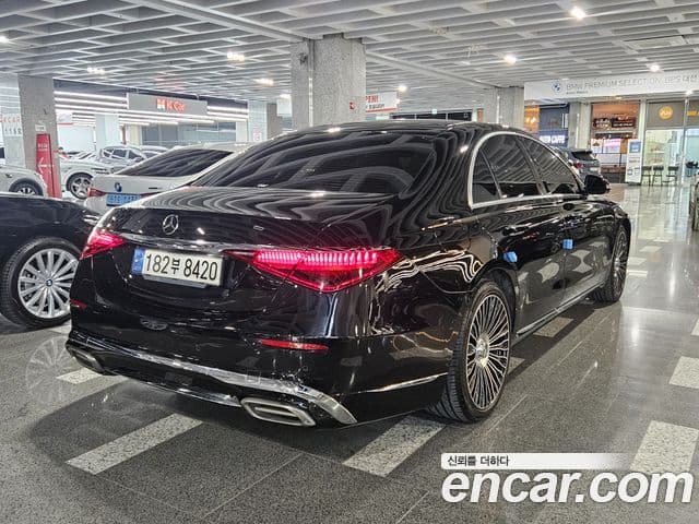 Mercedes-Benz S-Class 2022 — Фото 1/20