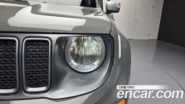 Jeep Renegade 2022 — Şəkil 1/32