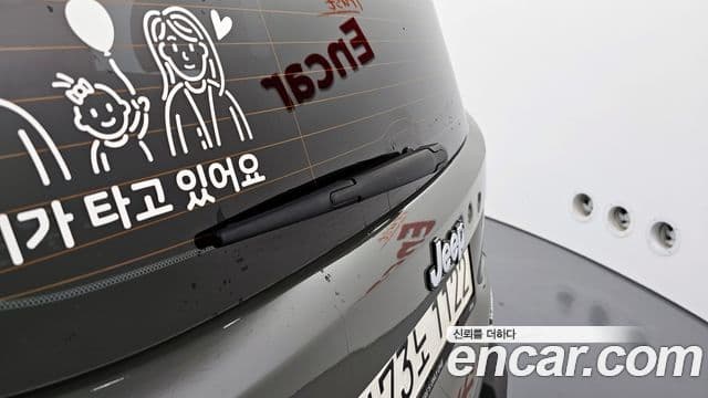 Jeep Renegade 2022 — Şəkil 13/32