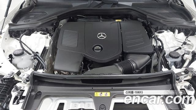 Mercedes-Benz GLC-Class 2024 — ფოტო 18/20