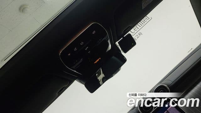 Mercedes-Benz GLC-Class 2024 — ფოტო 19/20