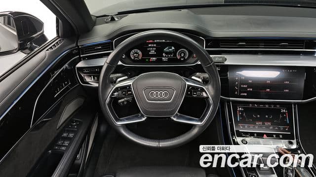 Audi A8 2021 — Фото 13/20