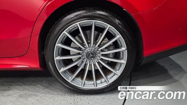 Mercedes-Benz AMG GT 2020 — Photo 13/35