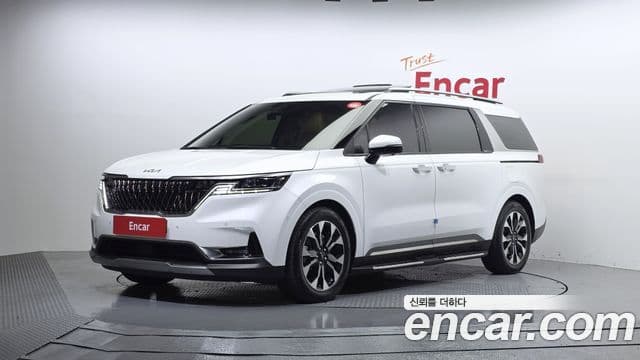 Kia Carnival 2022 — Фото 1/20