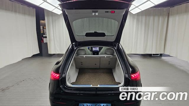 Mercedes-Benz EQS 2022 — ფოტო 27/32
