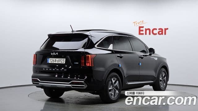 Kia Sorento 2022 — Şəkil 2/20