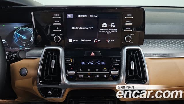 Kia Sorento 2022 — Şəkil 14/20