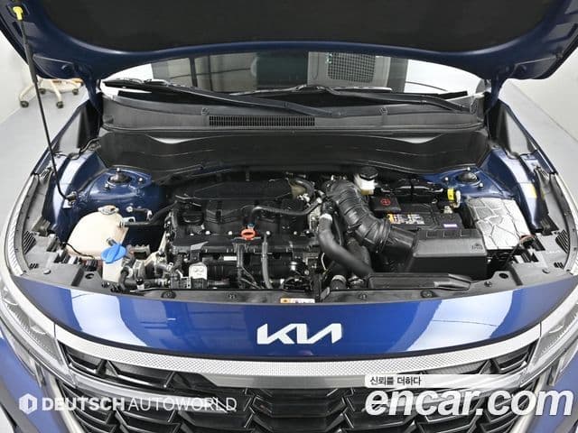 Kia Seltos 2022 — ფოტო 5/20