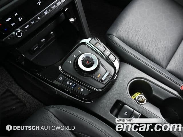 Kia Seltos 2022 — ფოტო 7/20