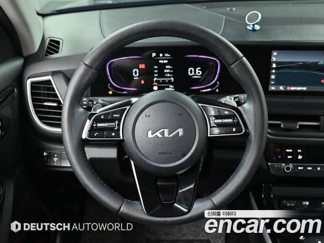Kia Seltos 2022 — ფოტო 13/20