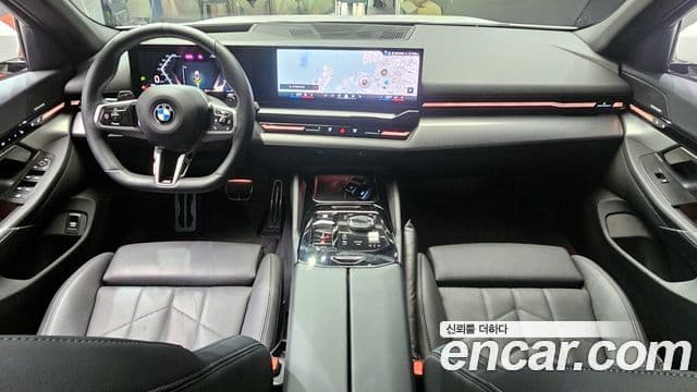 BMW 5 Series 2024 — ფოტო 7/20