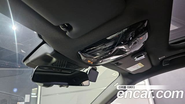 BMW 5 Series 2024 — ფოტო 16/20