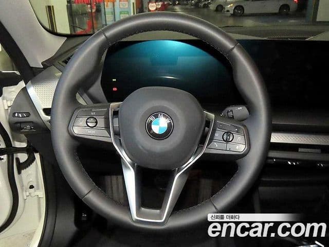 BMW 2 Series Gran Coupe 2025 — Фото 6/19