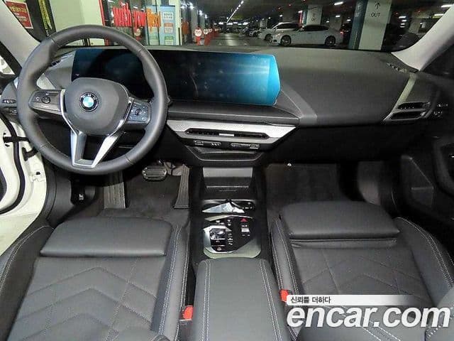 BMW 2 Series Gran Coupe 2025 — Фото 8/19