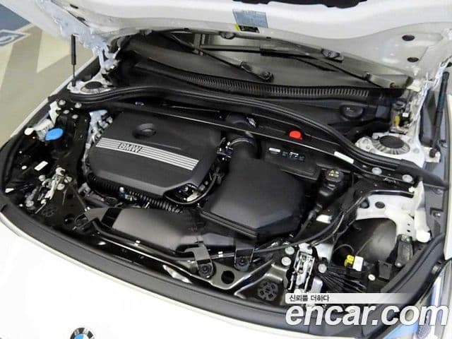 BMW 2 Series Gran Coupe 2025 — Фото 18/19