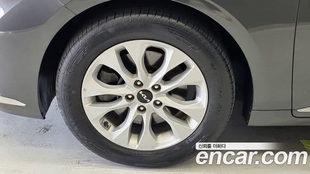 Kia K8 2022 — ფოტო 4/18