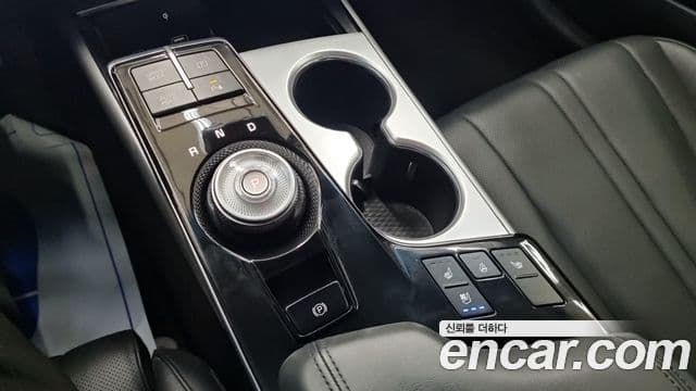 Kia K8 2022 — ფოტო 8/18