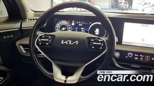 Kia K8 2022 — ფოტო 12/18