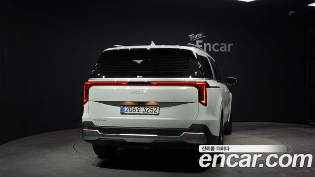 Kia Carnival 2025 — Şəkil 4/20