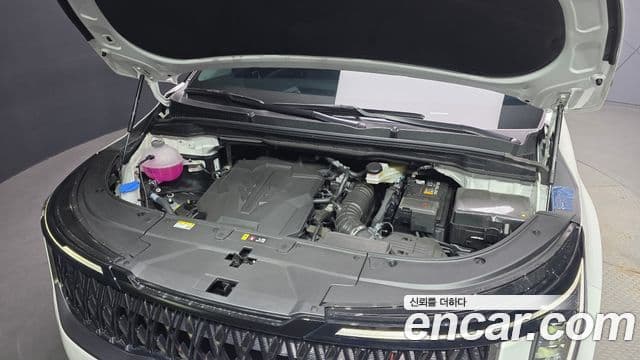 Kia Carnival 2025 — Şəkil 6/20