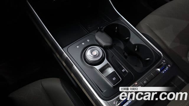 Kia Carnival 2025 — Şəkil 9/20