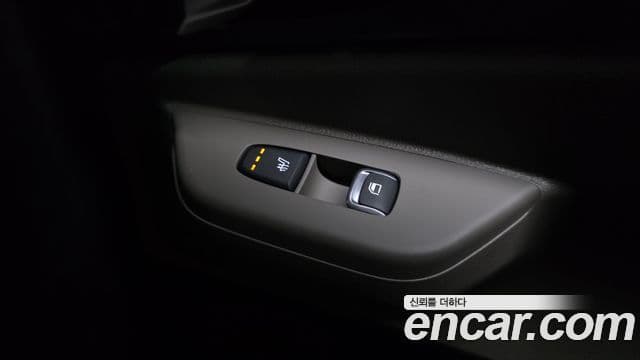 Kia Carnival 2025 — Şəkil 19/20