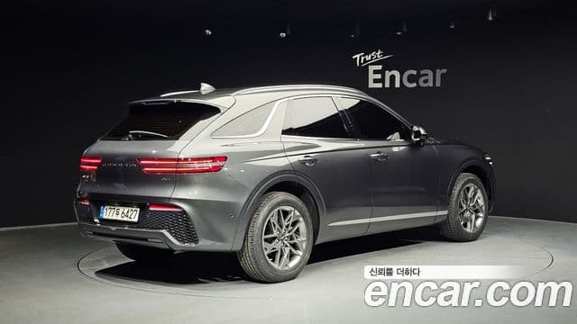 Genesis GV70 2022 — ფოტო 2/20