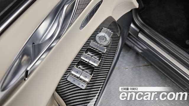 Genesis GV70 2022 — ფოტო 7/30
