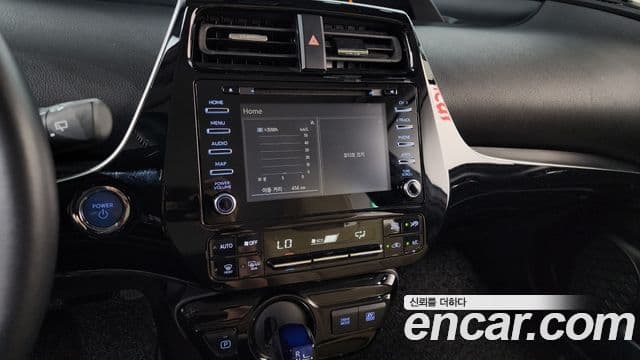 Toyota Prius 2019 — Şəkil 20/20